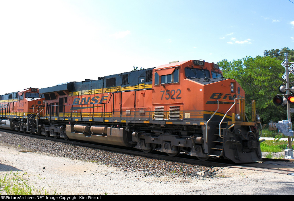 BNSF 7522 Pusher